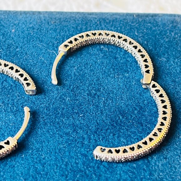 Pandora Large Pave Hoops Sterling Silver Sparkle and Hearts - Picture 5 of 10
